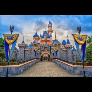 Meet your Posher, Angie